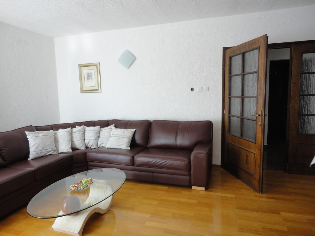 Apartment Mira Senj  Room photo